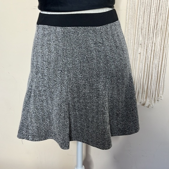 nwt // suite benedict mini skirt - Picture 2 of 10